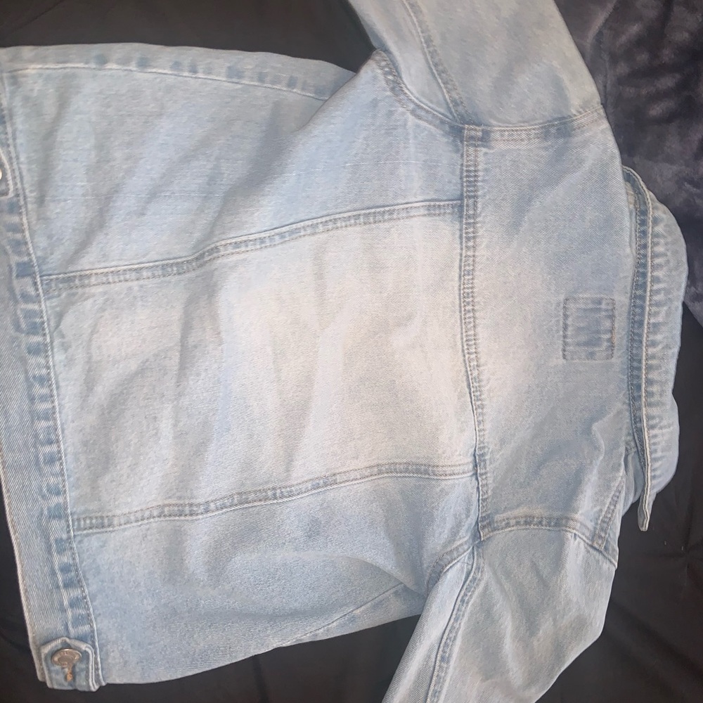 Jean jacket - Picture 4 of 4